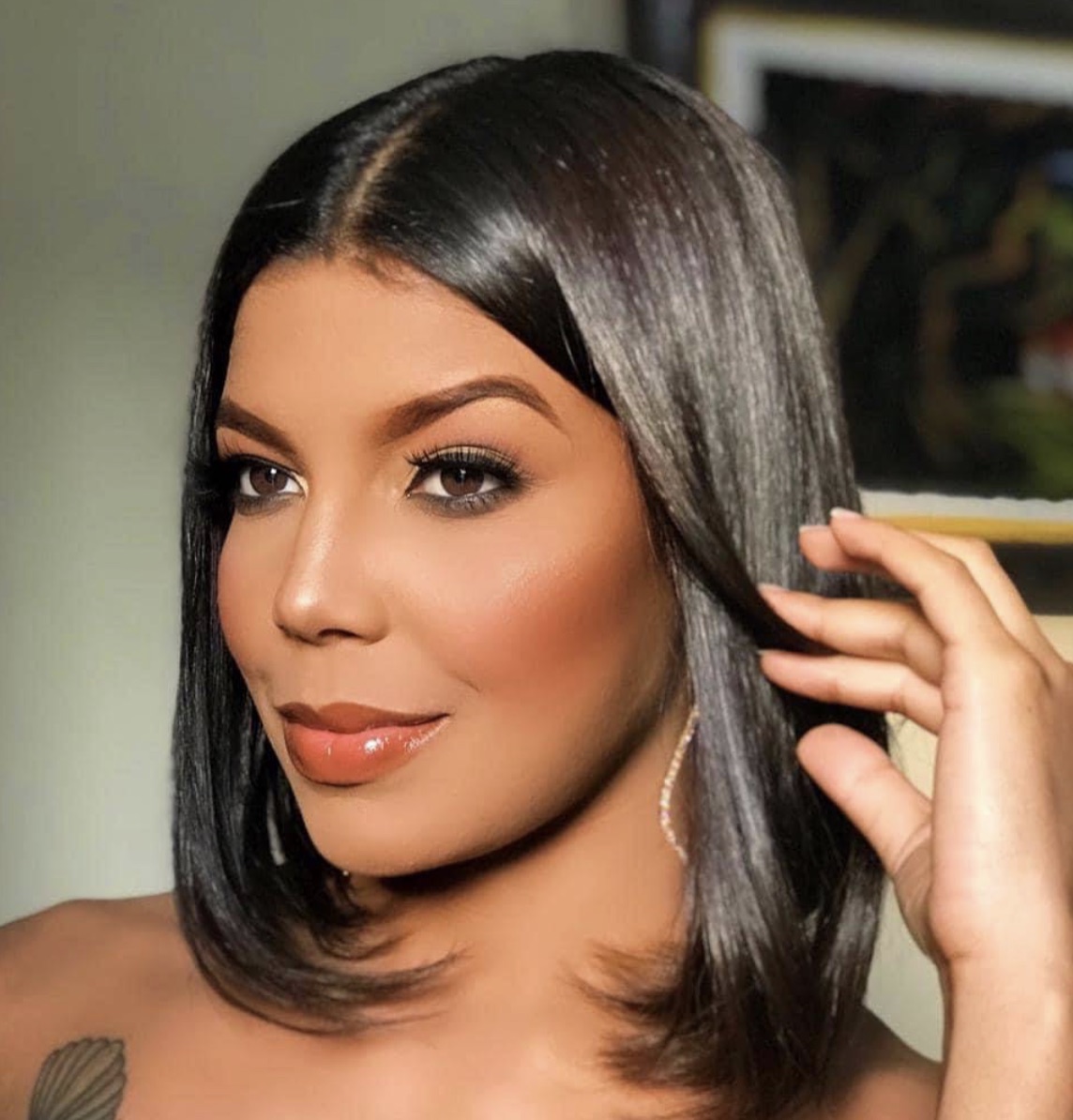 Cabelo liso com corte bob polido